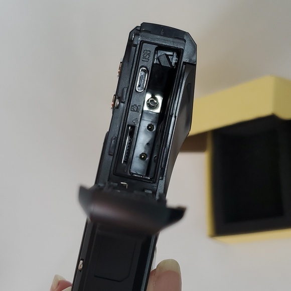 Underwater Camera, Waterproof Camera w/ Video & Voice Record - Picture 14 of 16